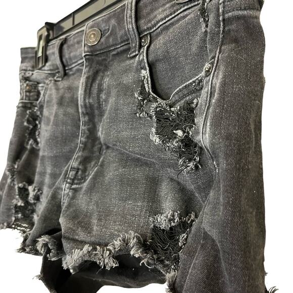 American Eagle Hi Rise Shortie Black Distressed Cut Off Goth Jean Shorts sz 6 - Picture 8 of 16